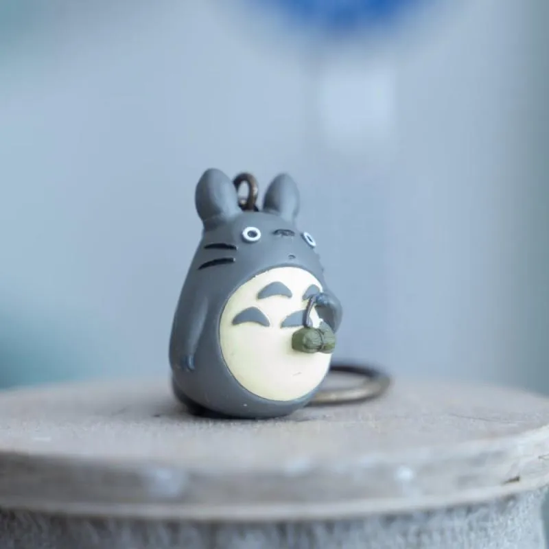 STUDIO GHIBLI -  Totoro "Small Package" - Keychain